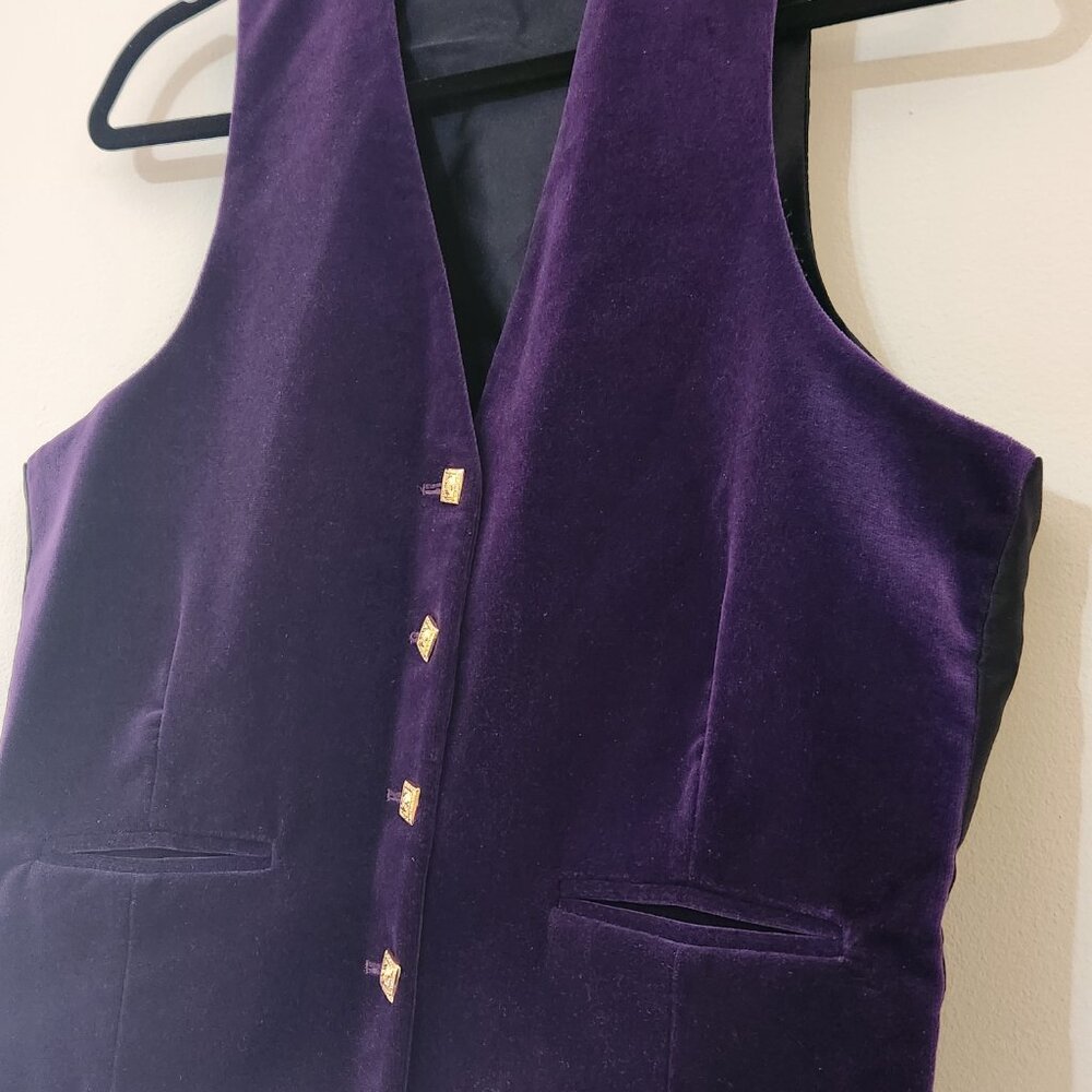 Vintage Prince Charlie Purple Velvet Straight Hem Gold Buttoned Waistcoast Vest - Picture 4 of 12